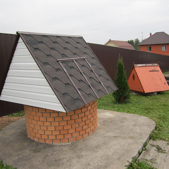 Вариантов домиков для колодца в Серпуховском районе